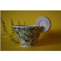 Keramik Cappuccinotasse Handbemalt Mit Pinsel Wilde Malerei Gelb Grün Grau Steinzeugkeramik Keramik Cappuccinotasse Handbemalt Mit Pinsel Wilde Malerei Gelb Grün Grau Steinzeugkeramik von NeutonKeramik