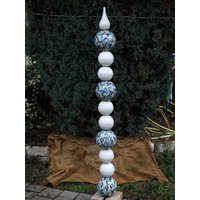 Keramik Kugelstele Mit Handbemalten Kugeln in Blätterdekor Höhe 1.71 M Frostfeste Gartenkeramik Keramik Kugelstele Mit Handbemalten Kugeln in Blätterdekor Höhe 1.71 M Frostfeste Gartenkeramik von NeutonKeramik