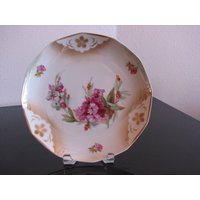 Unmarkierte Dekorative Platte Mit Blumenmuster von NevermoreAntiques