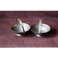 Set Aus 2 Vintage Zucker Schalen, Terrinen - Bonbonniere Mit Griff Schale Metall Zuckerdose Tablett Snack von NewLifeForEverything