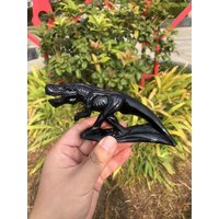 Schwarze Obsidian-Dinosaurier-Schnitzerei | Einzigartiges Geschenk Für Kinder Und Frauen Chakren-Kristall Kristallheilung, Tyrannosaurus von NewVisionofCrystal
