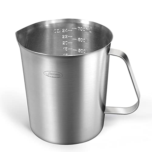 Newness Focus auf Edelstahl Newness Messbecher, 700 ml Messbecher, verbessert, 3 Arten von Markierungen, einschließlich ml, Oz und Tasse, Milchaufschäumbecher aus Edelstahl mit Markierung mit Griff, von Newness Focus on Stainless Steel