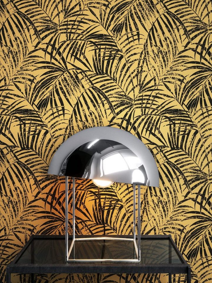 Newroom Vliestapete, Gelb Tapete Tropisch Dschungel - Dschungeltapete Palmentapete Ocker Schwarz Floral Modern Blätter Palmenblätter für Wohnzimmer Schlafzimmer Küche von Newroom