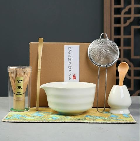 Matcha Teeset mit Bambusbesen (Steyr 1) von Newthinking