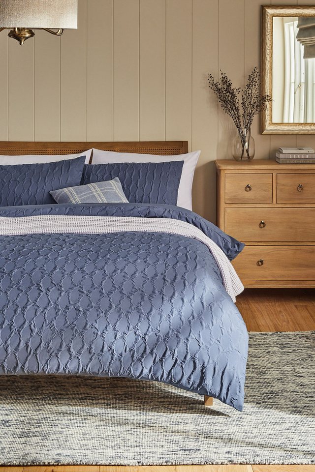 Bett-Set, Strukturierte, geprägte Bett- und Kissenbezüge, Next, Bezug: Polyester (recycelt), Polyester von Next
