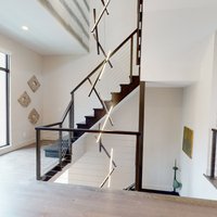 Kronleuchter Aus Holz - Dna Vertikal Treppenhaus Loft-Designer Beleuchtung-Moderne Beleuchtung-Holz-Modern-Holz Deko von NextLevelStudio