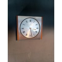 Mid Century Junghans Electronic Ato-Mat Wanduhr von NiceOffice