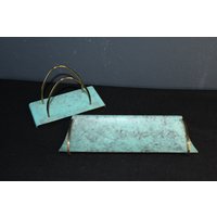 Tolle Mid Century Schreibgarnitur Aus Altmessing. Briefhalter Und Stifteablage Tolle Mid Century Schreibgarnitur Aus Altmessing. Briefhalter Und Stifteablage von NiceOffice