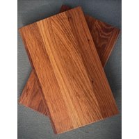 Frühstücksbrett Eiche Rustikal - Holzbrett Handgemacht Nachhaltiges Servierbrett Unikat Küchenbrett Upcycling Geschenk Aus Holz von NicenailsWoodwork