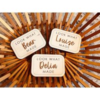 Personalisierter Kinder Kunstwerk Magnet Individueller Holz Kühlschrankmagnet Personalisierter Kinder Kunstwerk Magnet Individueller Holz Kühlschrankmagnet von NicoleLetters