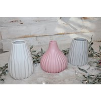 Vasen Im 3Er Set, Tischvasen, Dekovasen Aus Steinguss Vasen Im 3Er Set, Tischvasen, Dekovasen Aus Steinguss von NicolesKREATIVWERK1