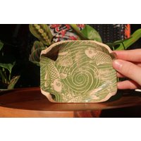 Coy Fisch Seifenschale von NightShiftPottery