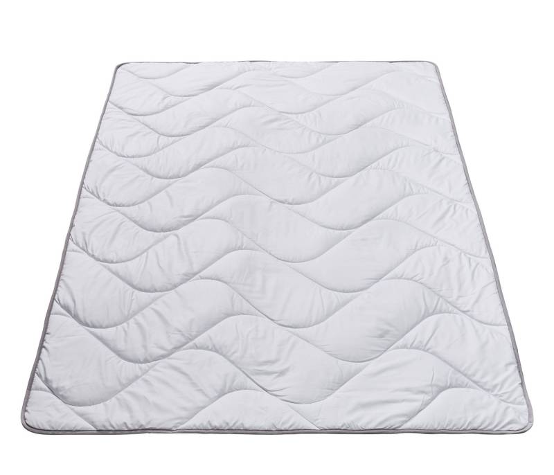 Nightlife Microfaserbettdecke Steppbett Nightlife Silverplus® für hygienische Frische, Füllung: Polyester-Hohlfaser, Ausrüstung mit antimikrobieller Wirkung von Nightlife