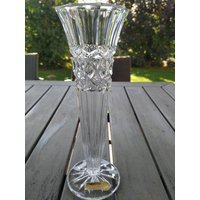 Jahrgang. Boho-Kristallvase Aus Der Tschechoslowakei. Schöne Zierleisten Und Schöner Glanz. Sockel. Höhe. 25, 5 cm. Wie Neu von Nikitashopdesign