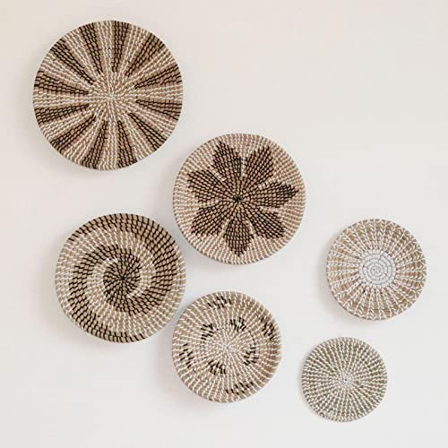 5 Woven Basket Wanddekoration – Rattan Hängekorb – Wicker Wandkunst – Natürlicher Seegras Obstkorb – Runde Flache Körbe – 8 bis 14 Zoll von Niktule
