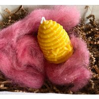 Bienenkorb-Kerze Aus 100% Bienenwachs Bienenkorb-Kerze Aus 100% Bienenwachs von NimbusRoadApiary