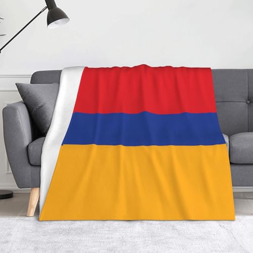 Ninainaid Bedruckte Decke mit der Flagge von Armenien, weich und leicht, plüschig und flauschig, luxuriös und bequem, Herbstdecke, Heimdekorationsgeschenk. von Ninainaid