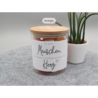 Geschenk Im Glas - Vorratsglas Mit Spruch "Es Gibt Menschen, Die Passen Einfach Perfekt Ins Herz" Befüllbar Süßigkeiten 550 Ml von NinasDesignerie