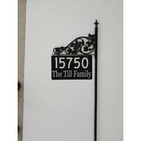 Reflektierendes Adressschild - Auffahrtsmarkierung Personalisiert Für Yard 911 Und Andere, Um Sie Zu Finden | Stahl 152 cm Stange & Schnecke Mit von NiteBriteSigns