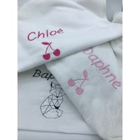 Personalisiertes Besticktes Frotteehandtuch Personalisiertes Besticktes Frotteehandtuch von No17FR