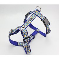 Hundegeschirr Mit Margeriten Blumen, Modern, Gurtband in Blau, Brustgeschirr Für Hunde von NoahMeetsScottiePets