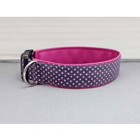 Hundehalsband Mit Punkten, Lila Und Rosa, Gepunktet, Kunstleder in Pink, Polka Dots, Tupfen, Trendy, Hund, Halsband von NoahMeetsScottiePets