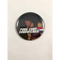Gi Joe Public Service Ansagen - Schweinekotelett-Sandwiches Kühlschrankmagnet von Nobsbuttonsdotcom