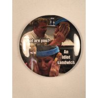 "Gordon Ramsay Kühlschrankmagnet "What Are You? An Idiot Sandwich" ." "Gordon Ramsay Kühlschrankmagnet "What Are You? An Idiot Sandwich" ." von Nobsbuttonsdotcom