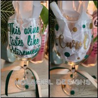 Ruhestand Geschenke, Geschenke Für Mitarbeiter Im Ruhestand, Lehrer, Krankenschwestern Oder Mutter, Glückliche Lustiges Weinglas, Personalisiertes von NolaGirlDesign