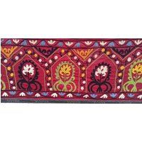 Vintage Tadschikistan Seidenstickerei Wandbehang in Gutem Zustand, 382 X 54 cm 150 21 Zoll Versandkostenfrei von NomadicTribalArt