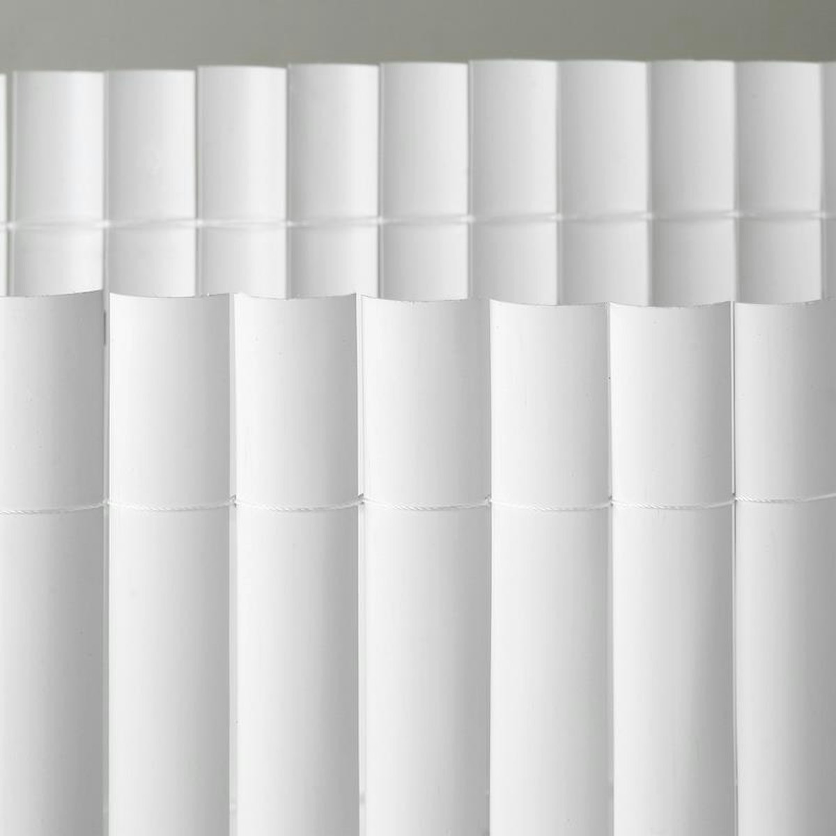 Noor PVC Sichtschutzmatte in verschiedenen Farben und Größen-weiß -2,00 m-3 m Noor PVC Sichtschutzmatte in verschiedenen Farben und Größen-weiß -2,00 m-3 m von Noor