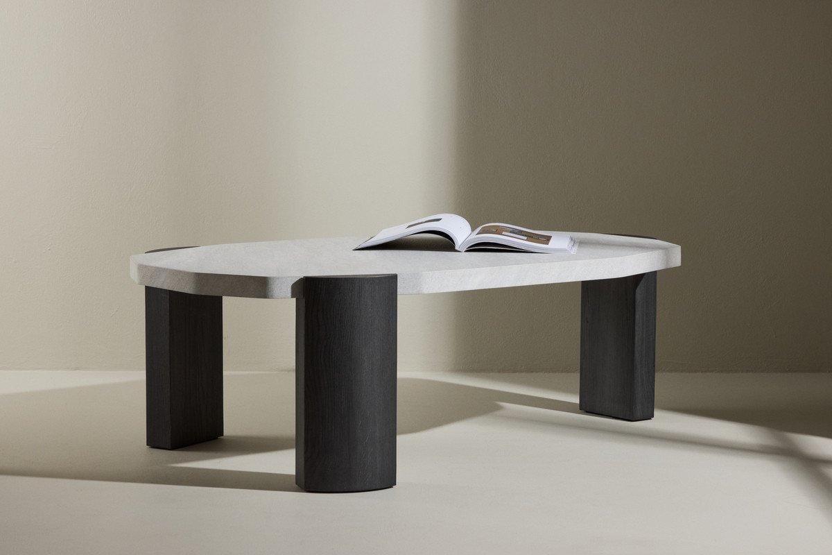 Nordanest Couchtisch KRES 125x71cm, Ovalform mit PU-Lackierung und goldfarbenen MDF-Beinen Nordanest Couchtisch KRES 125x71cm, Ovalform mit PU-Lackierung und goldfarbenen MDF-Beinen von Nordanest