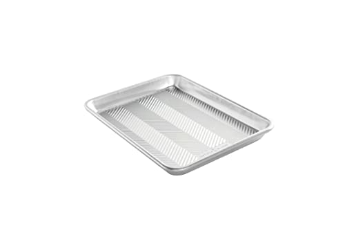 Nordic Ware Prism Quarter Sheet, metallic von Nordic Ware