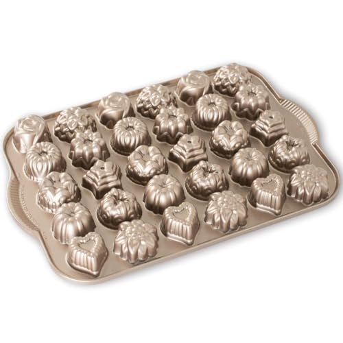 Nordic Ware Backform " Teegebäck " mit einer Vielzahl an unterschiedlichen Mini-Backformen von Nordic Ware