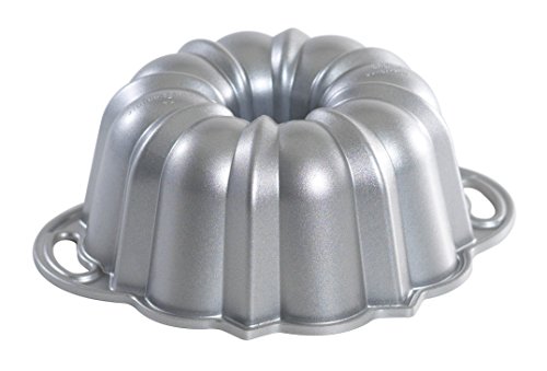 Nordic Ware Jubiläum 6 Tassen Gugelhupfform Original Aluguss Gugelhupfform Gugelhupfform mit Riffelmuster Kuchenform Made in USA Farbe: Silber 51237 von Nordic Ware