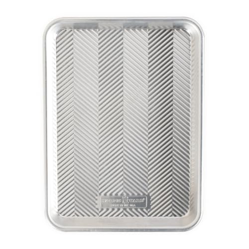 Nordic Ware Prisma Viertelblech-Backblech von Nordic Ware