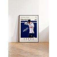 Son Heung-Min Poster, Tottenham Hotspur Football Print, Fußball Sport Geschenk Für Ihn von NordicPrintAthletes