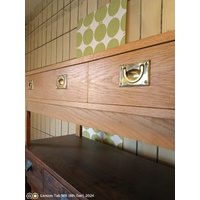 Garderobentisch, Fernsehtisch, Beistelltisch, Eiche Mit Messingbeschlägen von NordiskaRetro