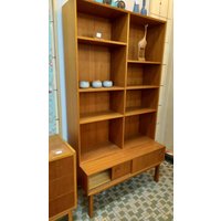 Mid-Century Regal, Eiche Mid-Century Regal, Eiche von NordiskaRetro