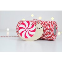 Peppermint Candy Josh Die Schnecke Holz Ornament Weihnachtsschmuck Für Weihnachtsbaum Peppermint Candy Josh Die Schnecke Holz Ornament Weihnachtsschmuck Für Weihnachtsbaum von Noristudio