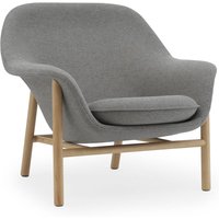 Normann Copenhagen - Drape Lounge Chair, low, Eiche / Main Line Flax 26 von Normann Copenhagen