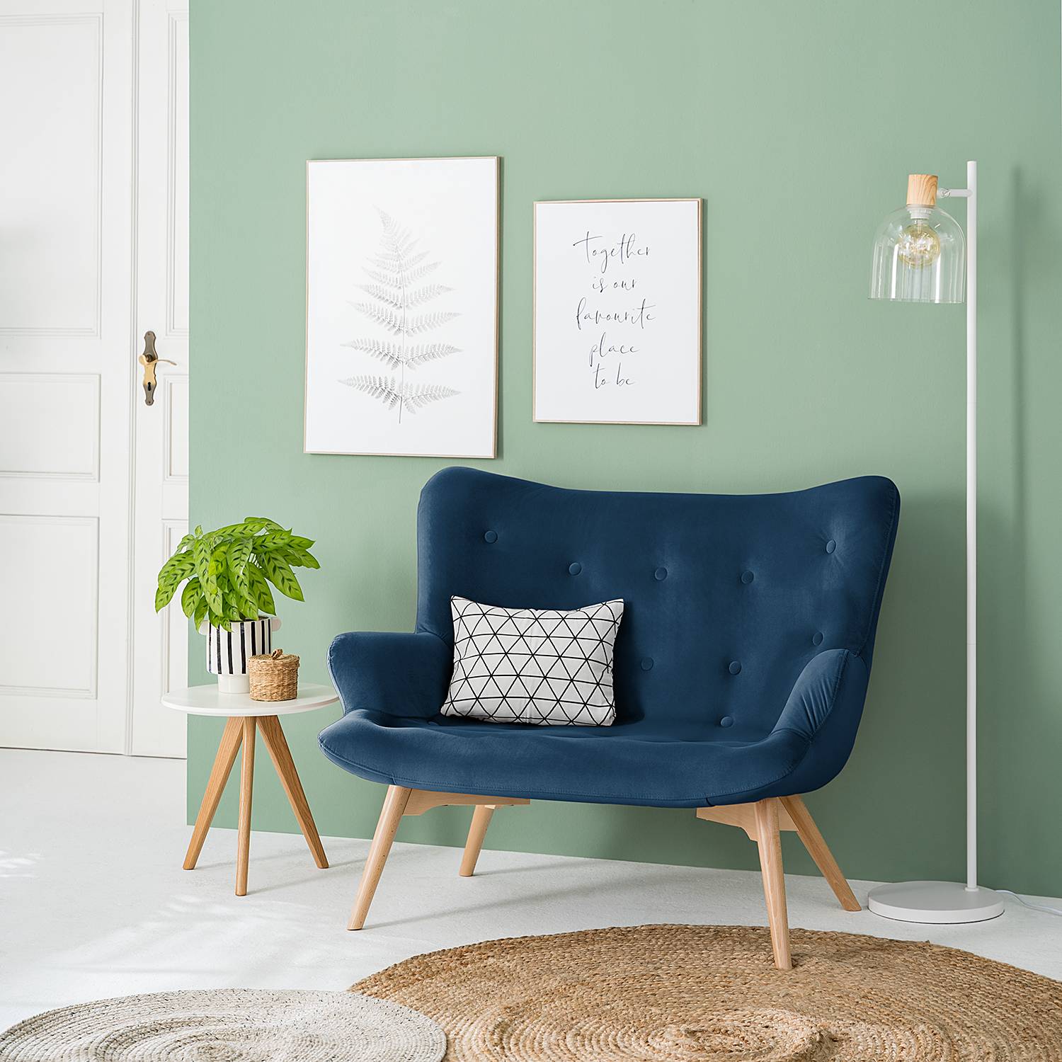 home24 2-Sitzer Sofa Blau Samt Vaia 115 x 90 x 85cm Skandi von home24