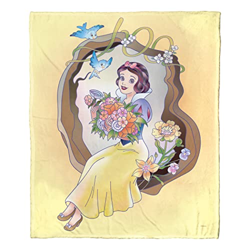 Northwest Disney 100 Silk Touch Überwurfdecke, 127 x 152,4 cm, Celebration Snow White von Northwest