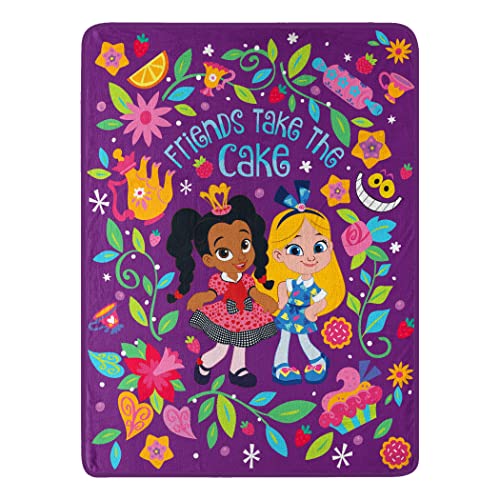 Northwest Disney's Alice's Wonderland Bakery Micro Raschel Überwurfdecke, 116,8 x 152,4 cm, Take The Cake Northwest Disney's Alice's Wonderland Bakery Micro Raschel Überwurfdecke, 116,8 x 152,4 cm, Take The Cake von Northwest