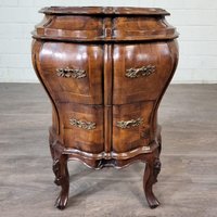 26150 Miniaturkommode Modellkommode Barock 1790 Nussbaum Furniert Antik 26150 Miniaturkommode Modellkommode Barock 1790 Nussbaum Furniert Antik von Nostalgiepalast