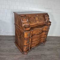 26201 Sekretär Neubarock Nussbaum 1, 04 M von Nostalgiepalast
