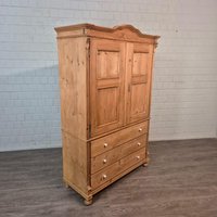 26399 Kabinettschrank Kleiderschrank Gründerzeit 1880 Massiv Kiefer Antik 26399 Kabinettschrank Kleiderschrank Gründerzeit 1880 Massiv Kiefer Antik von Nostalgiepalast