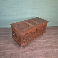 27119 Truhe Barock 1760 Massiv Eiche Antik 27119 Truhe Barock 1760 Massiv Eiche Antik von Nostalgiepalast