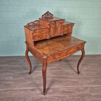 27487 Damen-Schreibtisch Sekretär Louis Philippe 1860 Nussbaum Furniert Antik 27487 Damen-Schreibtisch Sekretär Louis Philippe 1860 Nussbaum Furniert Antik von Nostalgiepalast