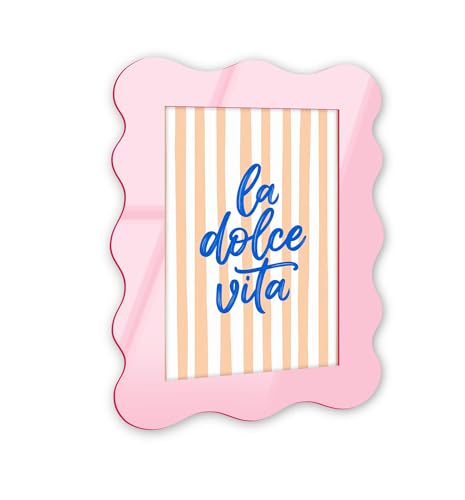 Art of Living Sweetly Retro Coastal Decor Art – Rosa kurviger Acryl-Wandrahmen, 40,6 x 61 cm – skulpturelle dimensionale Wandkunst – Modern Decor von NOTORIART von NotoriArt